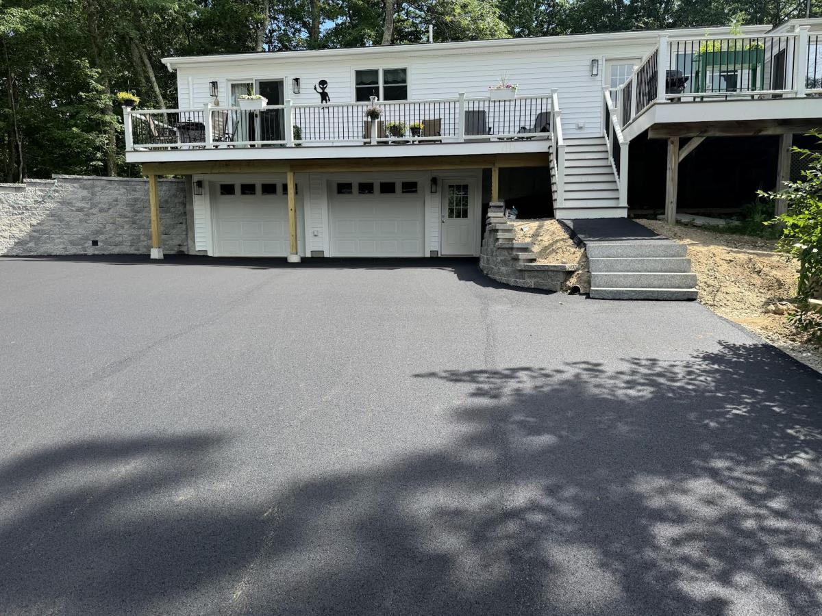Driveway Paving project by Pittore Brothers Paving in Southern NH